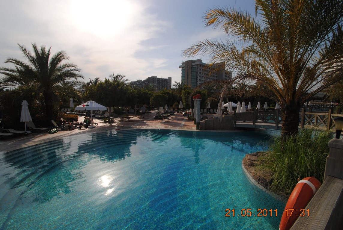 imagini hotel ROYAL WINGS LARA